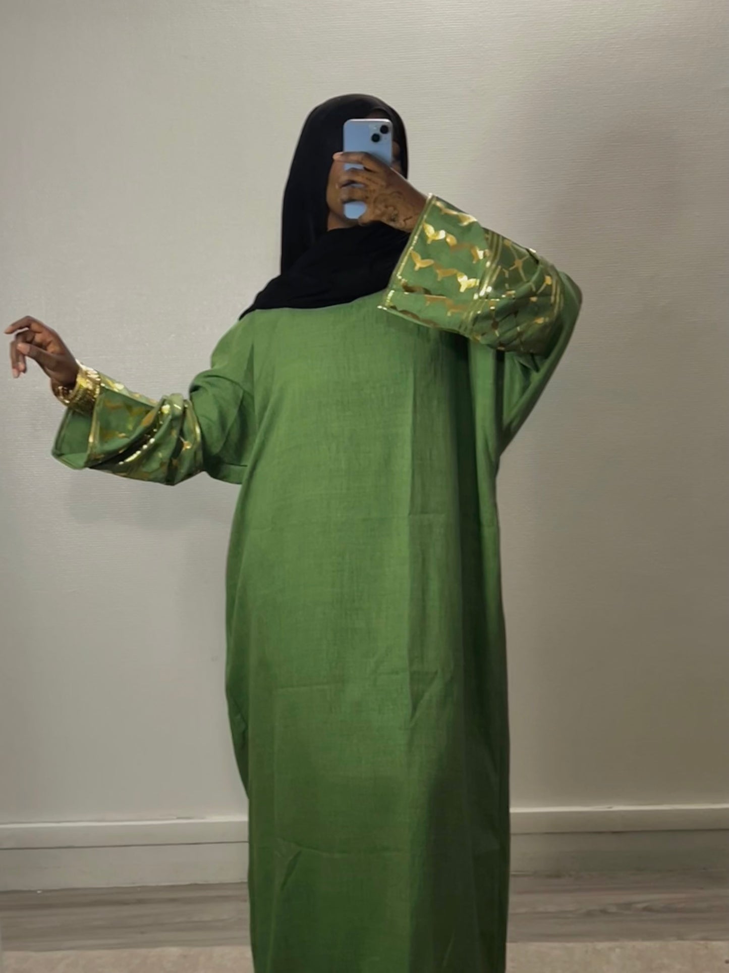 ABAYA AZEER